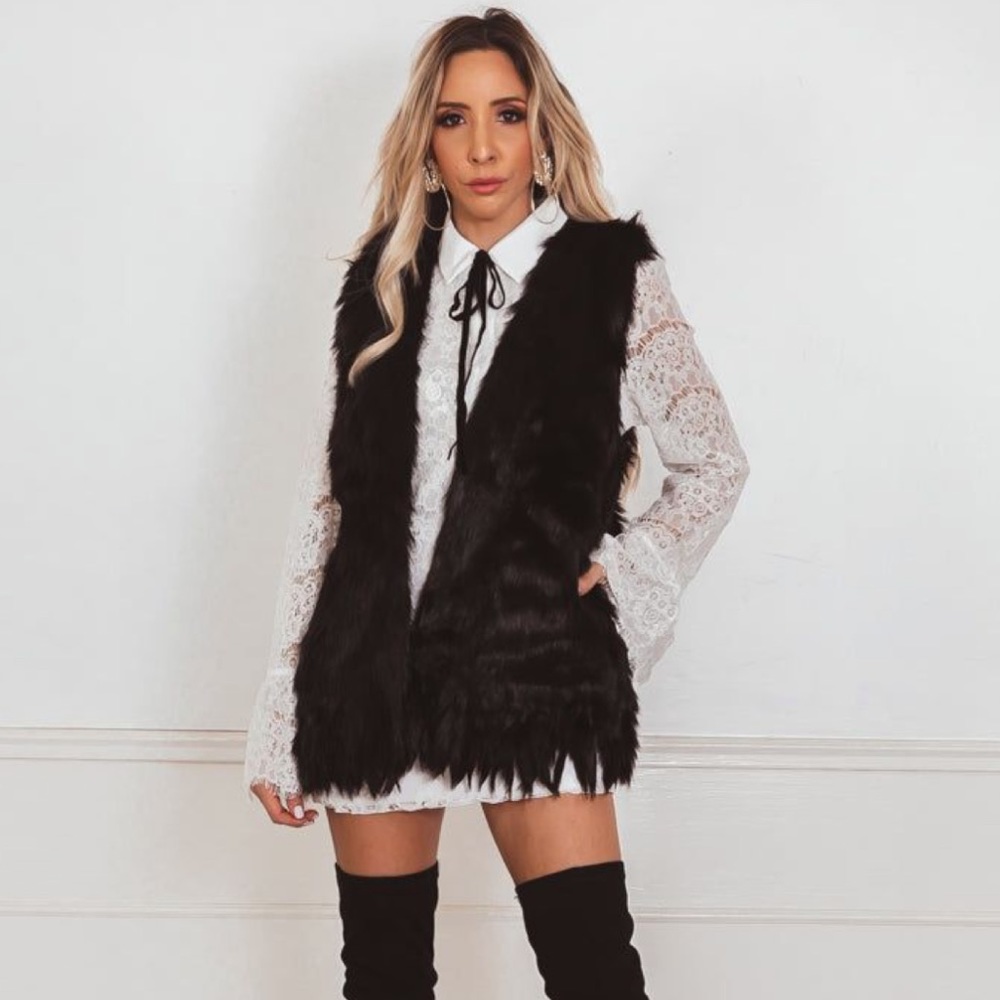 FAUX FUR VEST